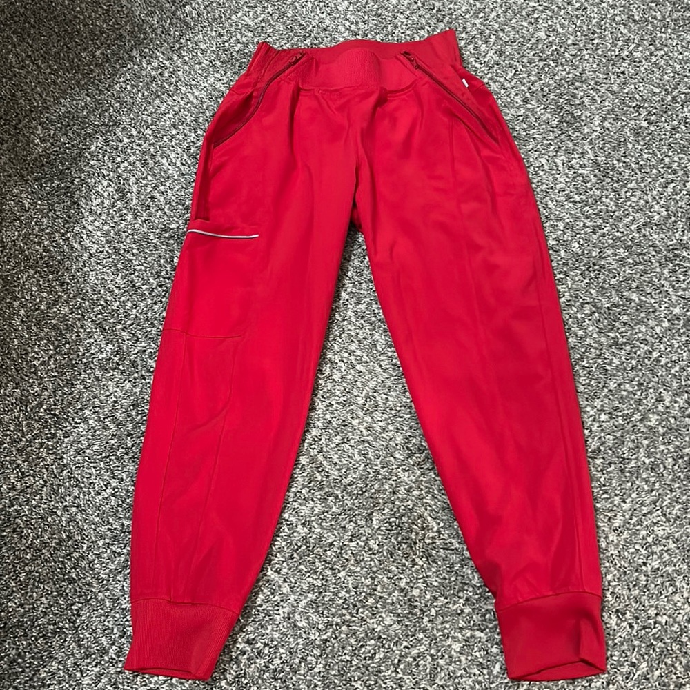 Cherokee infinity scrubs